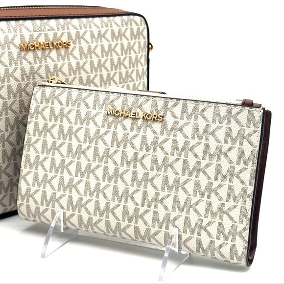 Michael Kors Large EW Crossbody Bag & Large Double Zip Wallet Vanilla - Picture 11 of 13